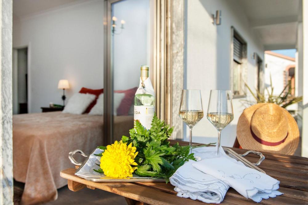 Beachouse - Surf, Bed & Breakfast Ericeira Exterior foto
